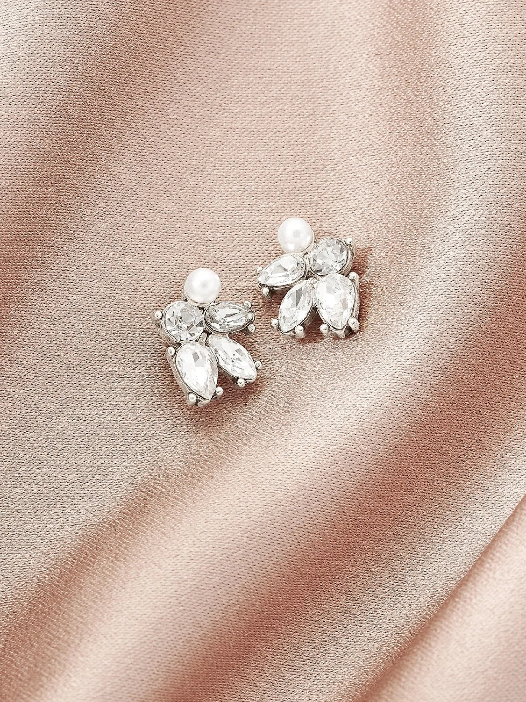 Ariel Studs
