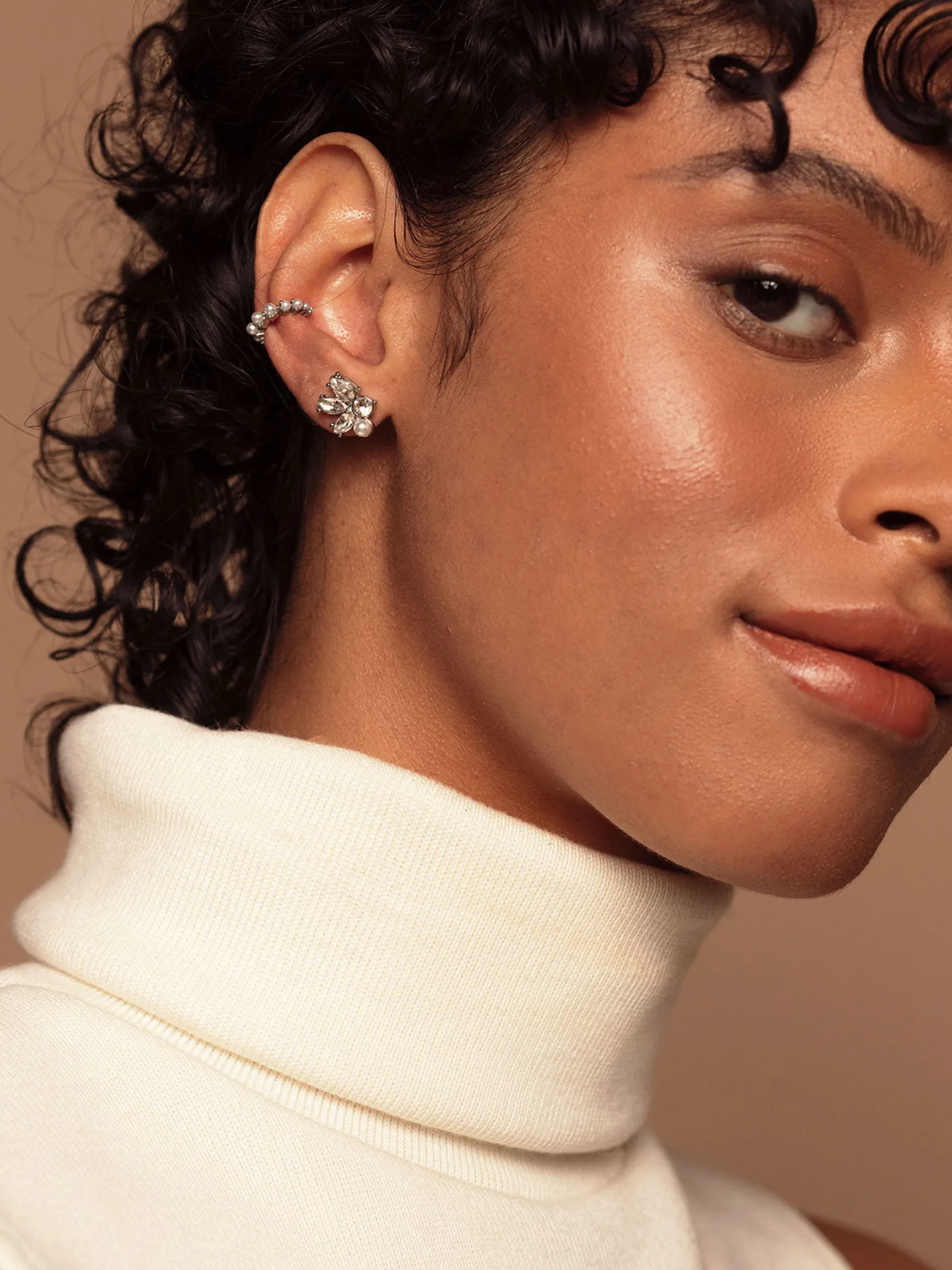 Ariel Studs