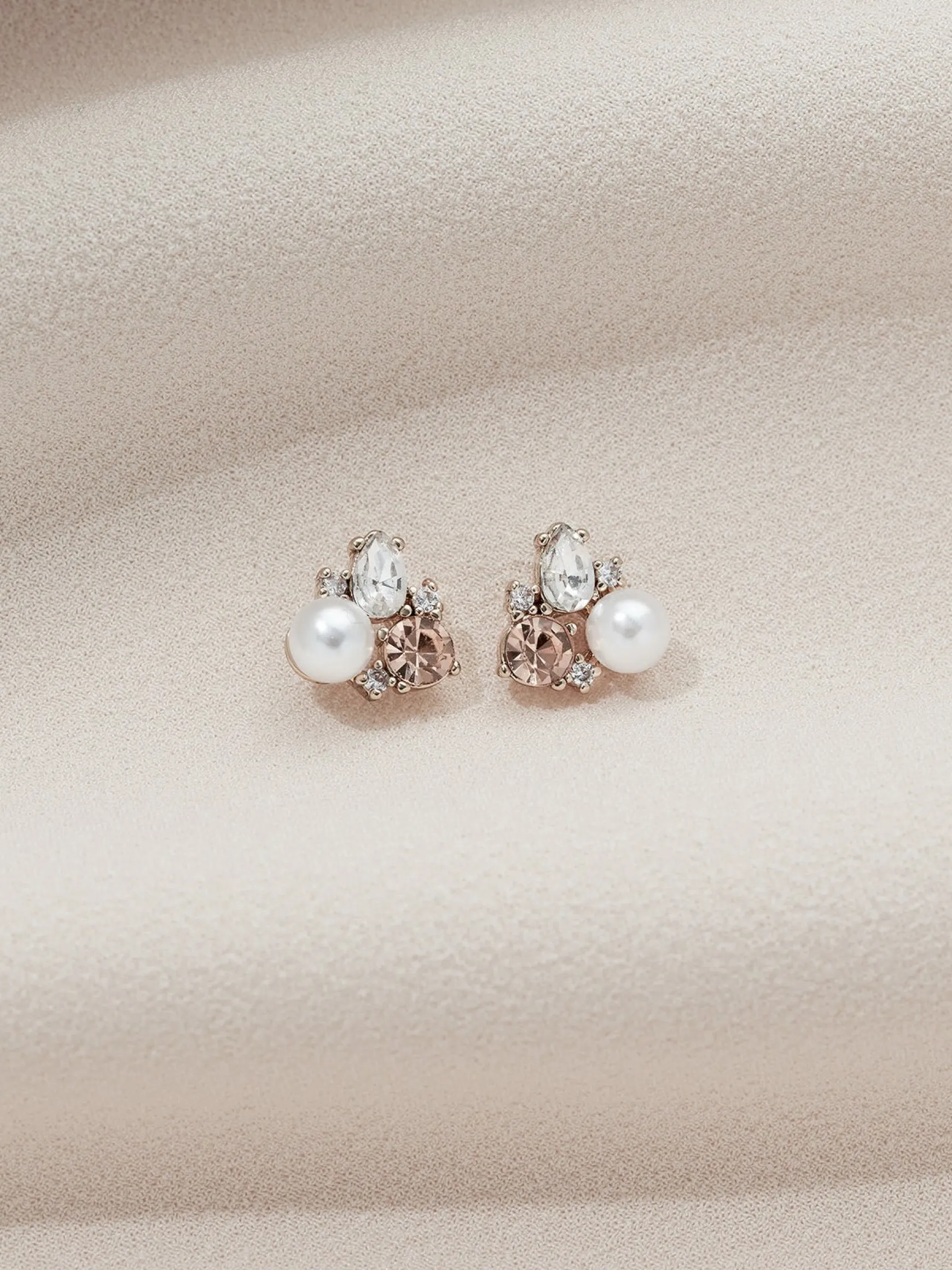 Ayla Studs