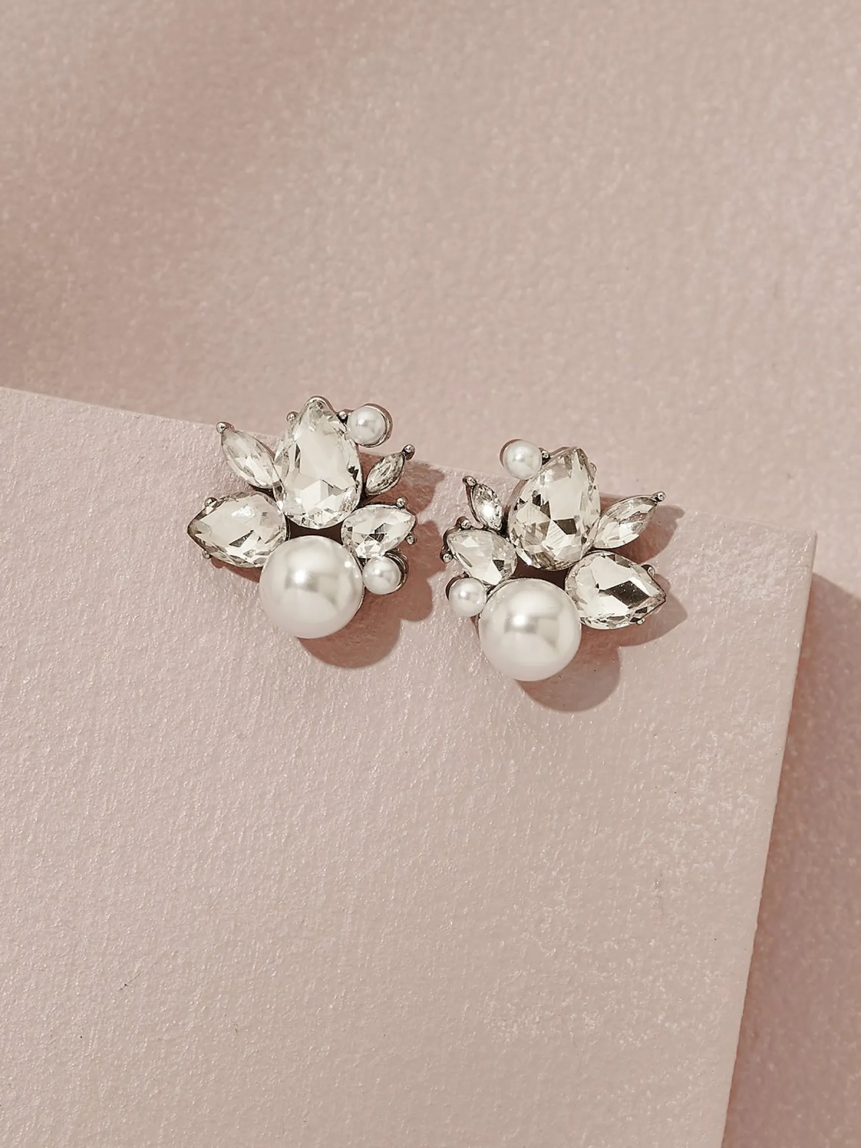 Bordeaux Studs