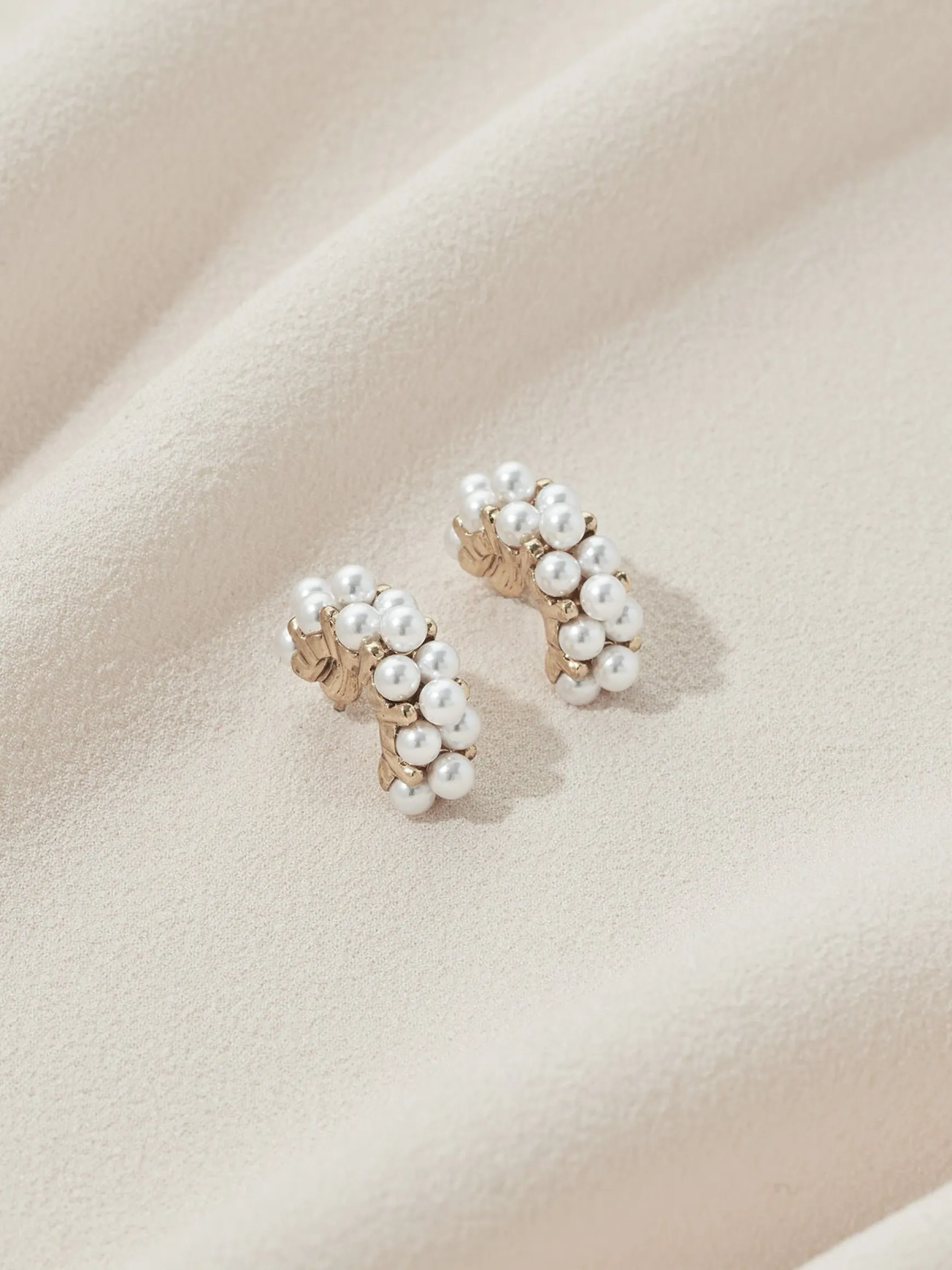 Celine Hoops