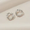 Della Studs