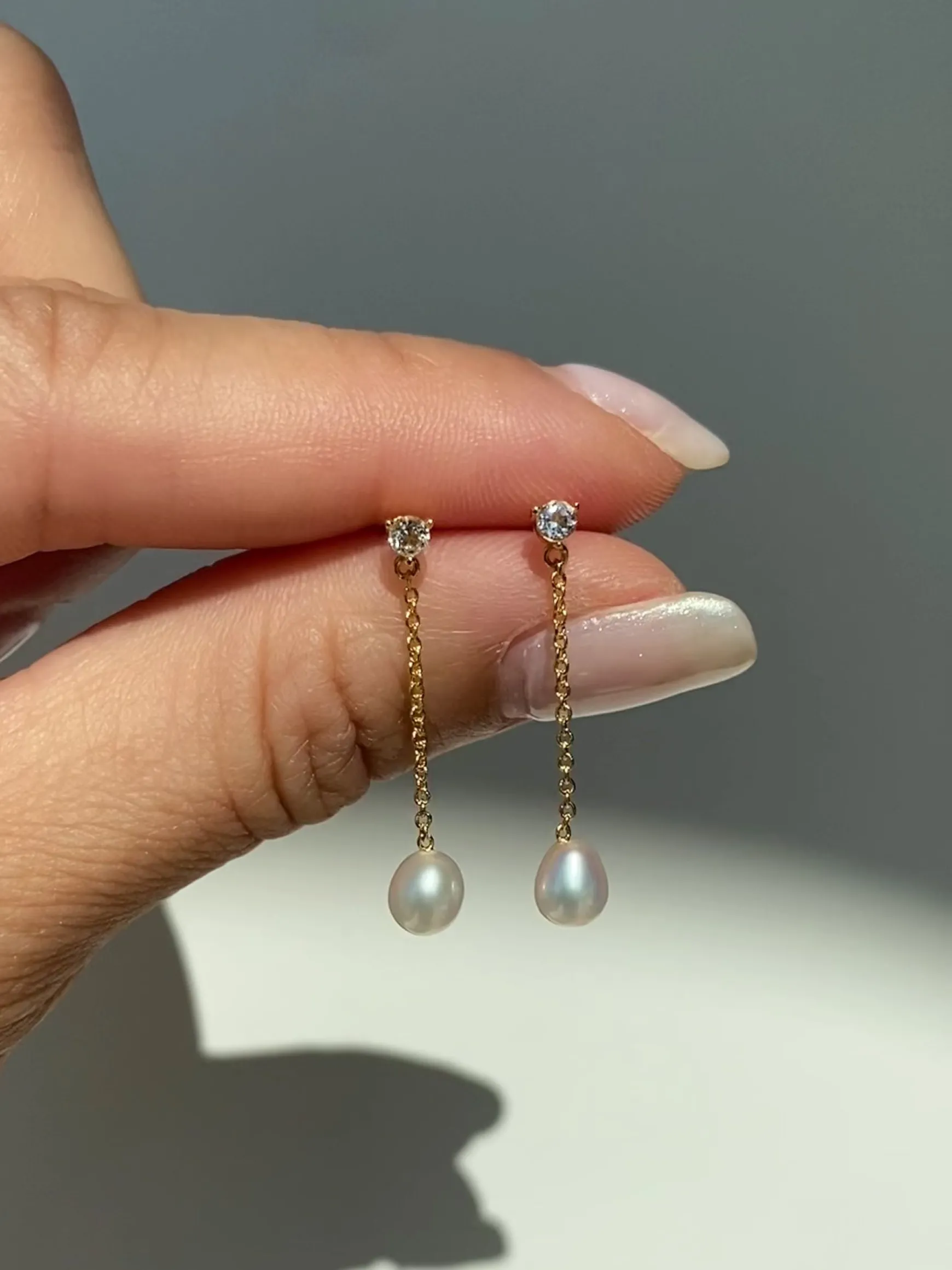 Ellis Pearl Drops (Demi-Fine)