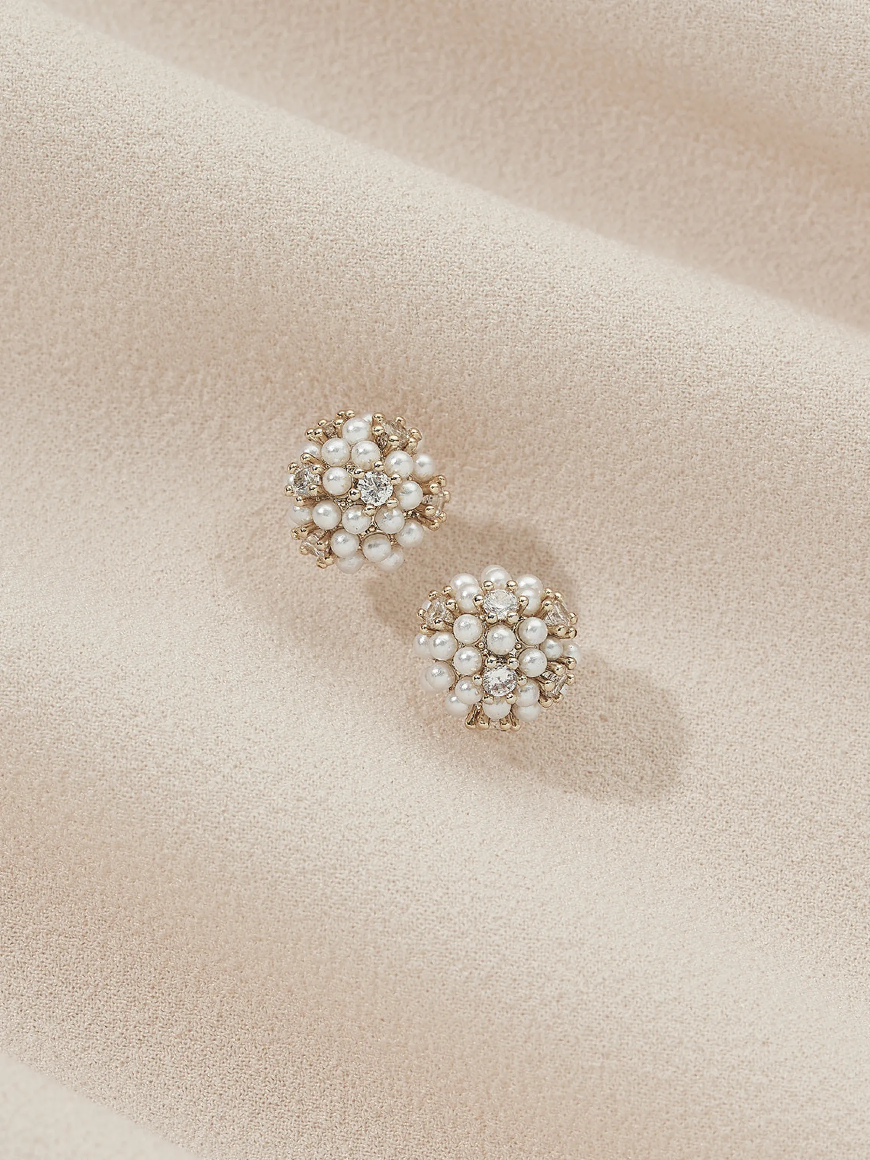 Estrella Studs