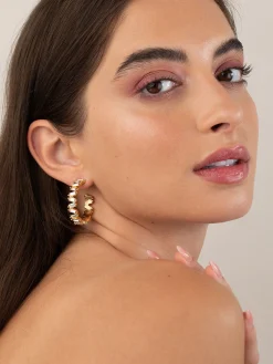 Isabel Hoops