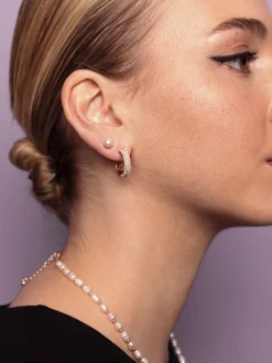 Juno Studs