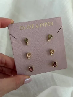 Magnolia Stud Set