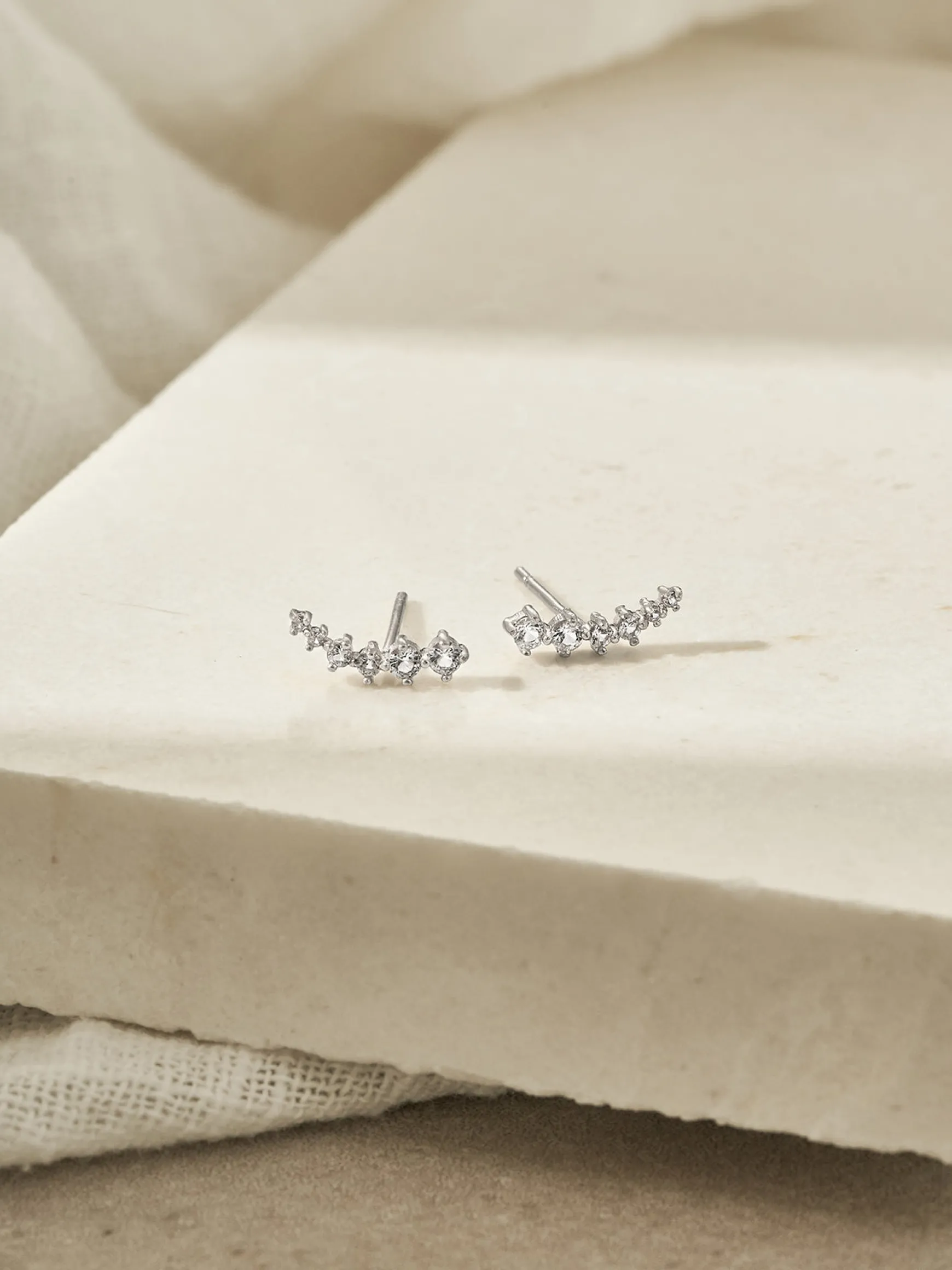 Malin Studs (Demi-Fine)