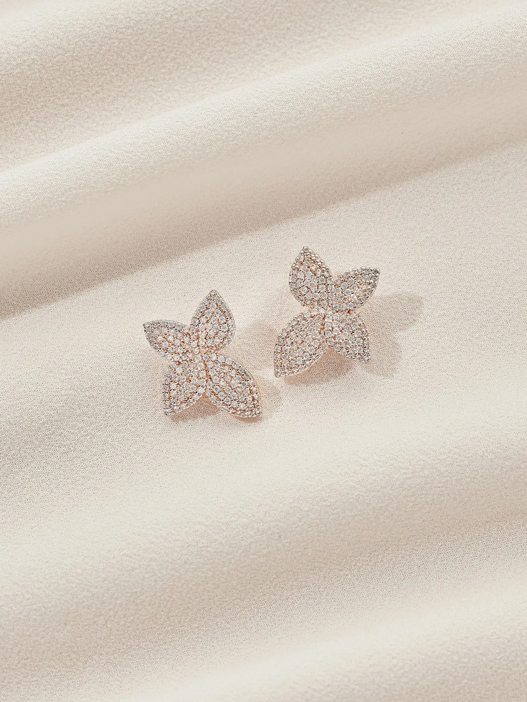 Mini Primrose Studs