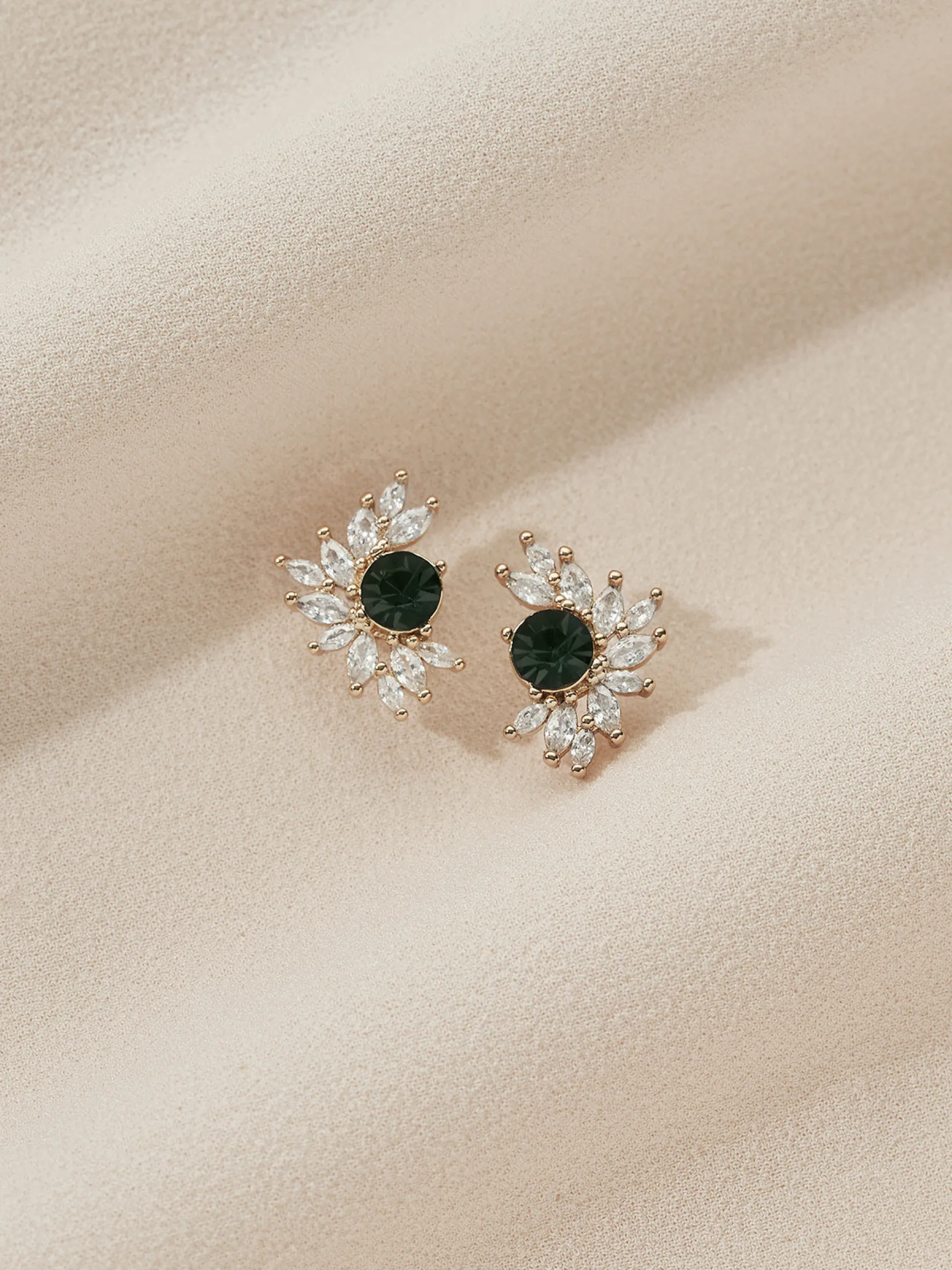 Sol Studs