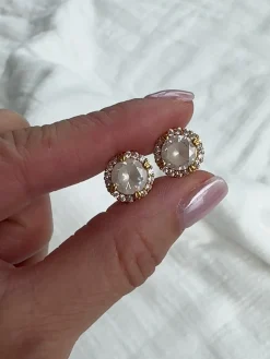 Winnie Studs
